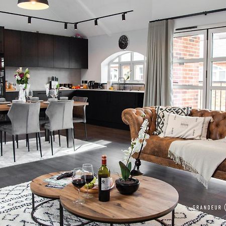 Stunning LUX Scandinavian style apt for 5 Parking Poole Eksteriør bilde